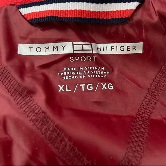 Tommy Hilfiger Sport Women's XL Red Puffer Vest NWT - Picture 7 of 8